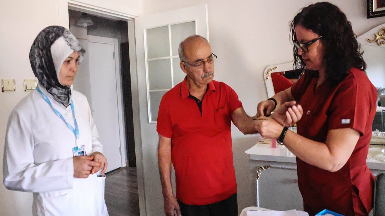 Evinde hastası olan Çankayalıların gözü artık arkada kalmayacak