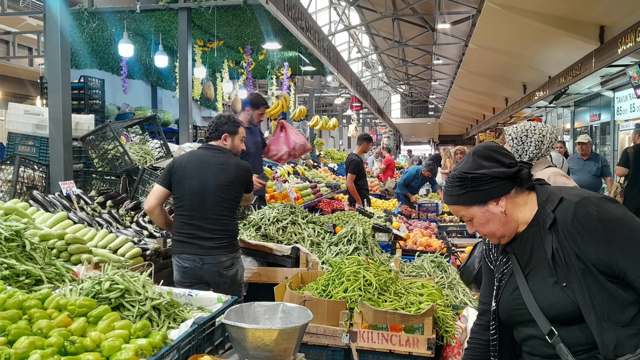 Başkent Market’in yeni şubesi Ulus Hali’nde açıldı