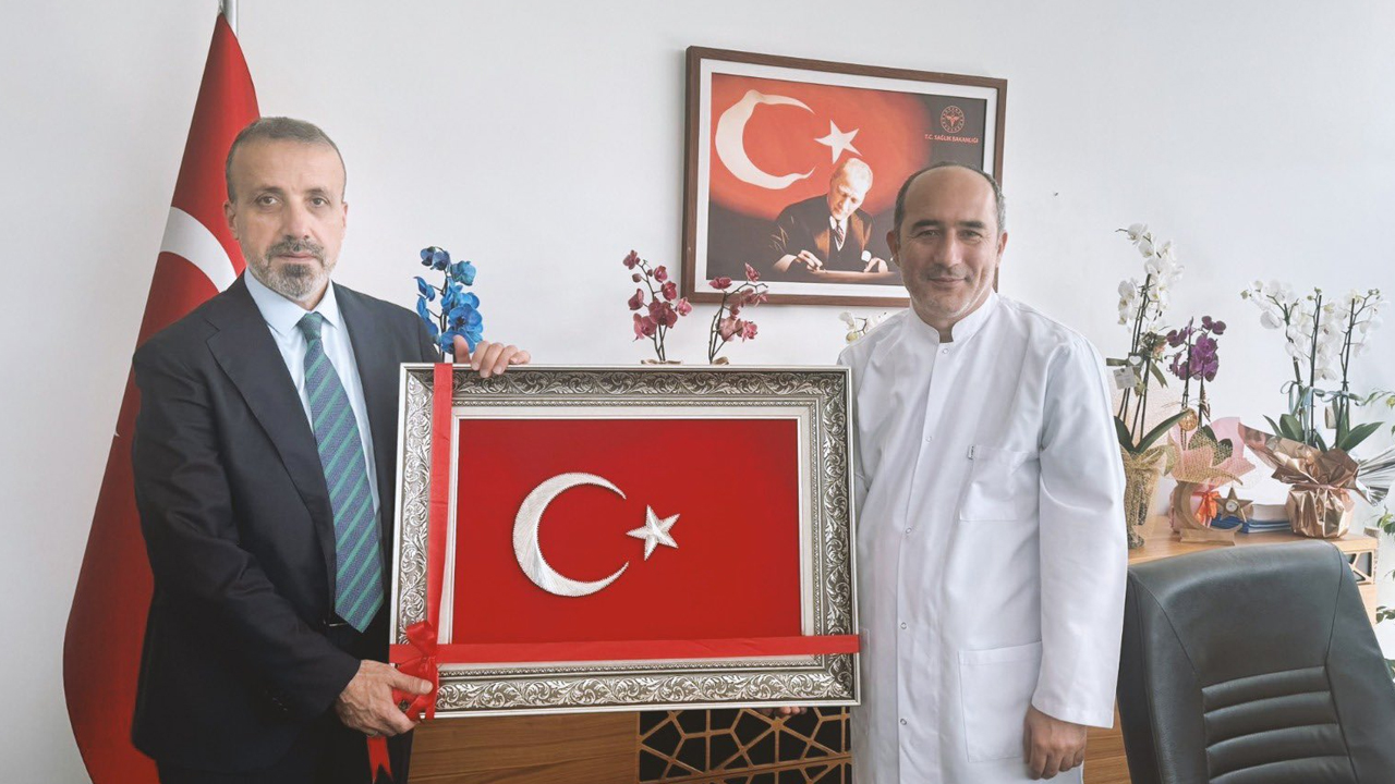 Etlik'te başhekimden yeni atanan profesöre ziyaret