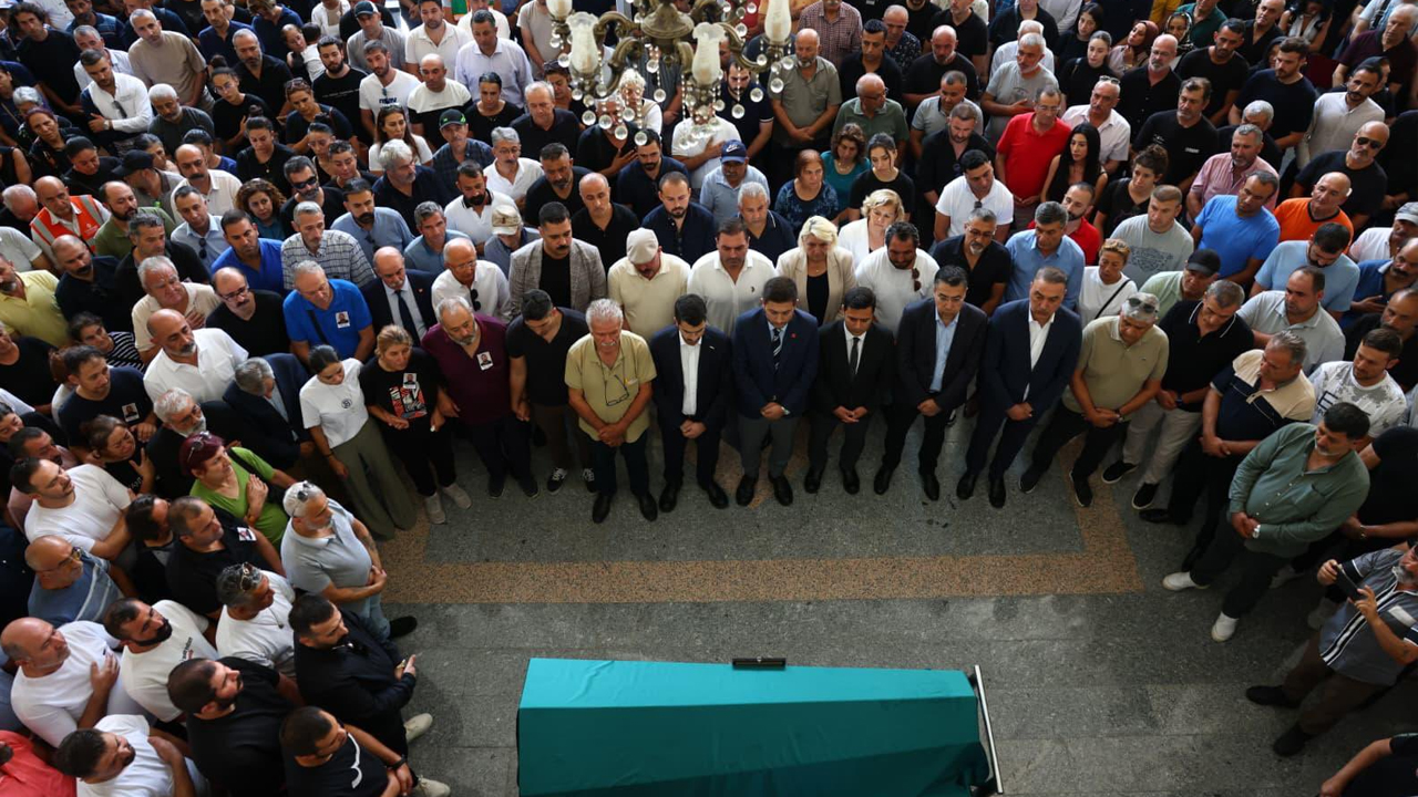 Çankaya Belediye Başkanı cemevindeki cenazeye katıldı