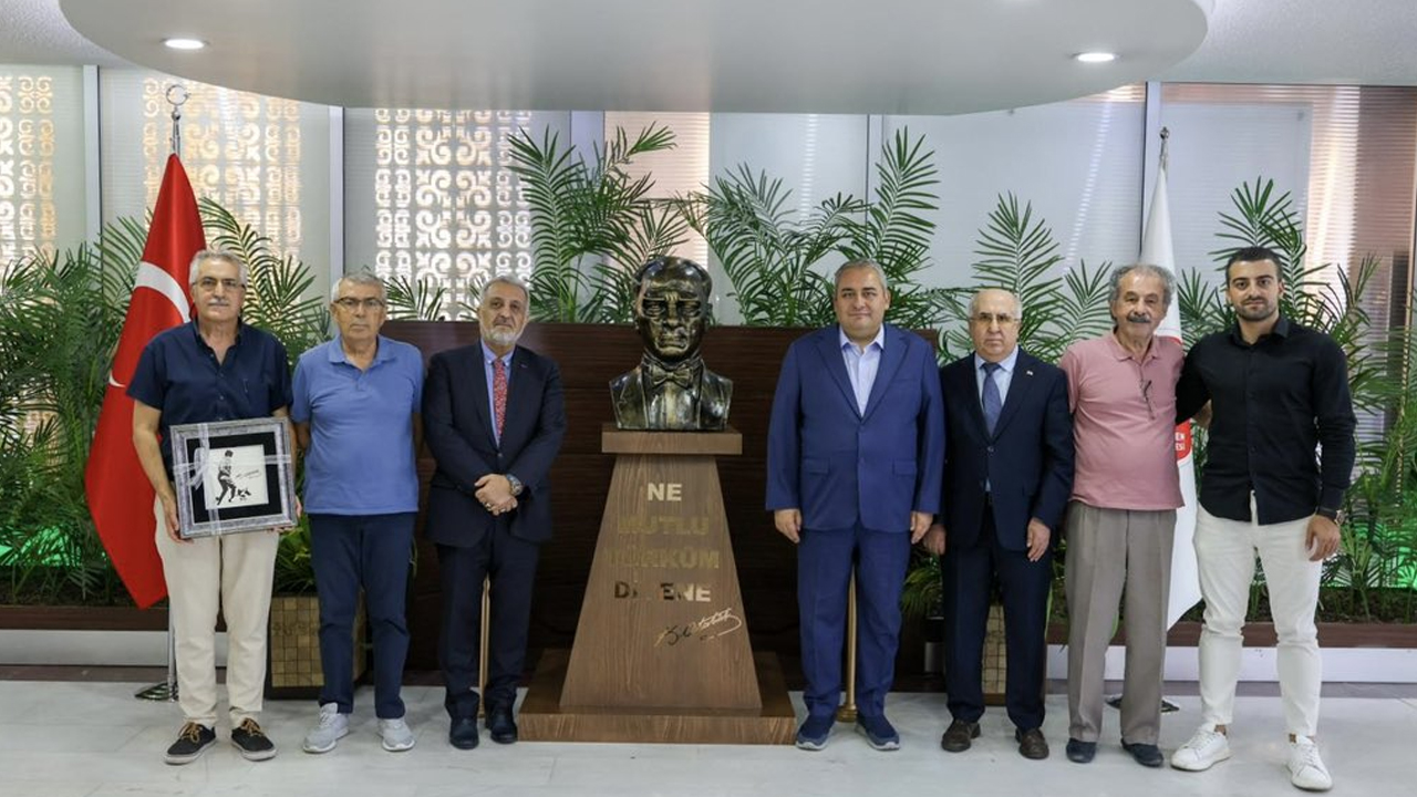 Erzincanlılar Keçiören'de Başkanlık makamında ağırlandı