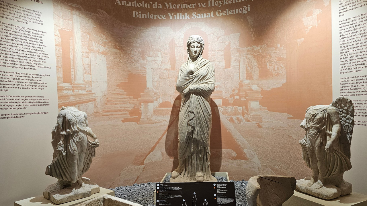 Millet Kütüphanesi'nde tarihi günler: 570 nadide eser sergiye çıktı