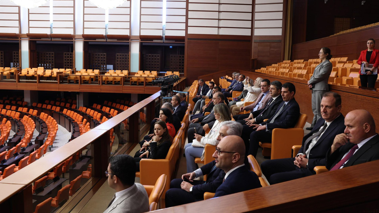 Ankara'daki sağlık kurumları müdürleri TBMM’de toplantı yaptı