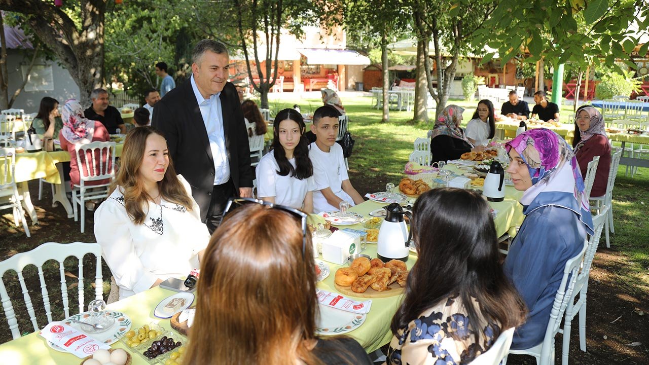 Çubuk’ta LGS şampiyonları ödüllendirildi