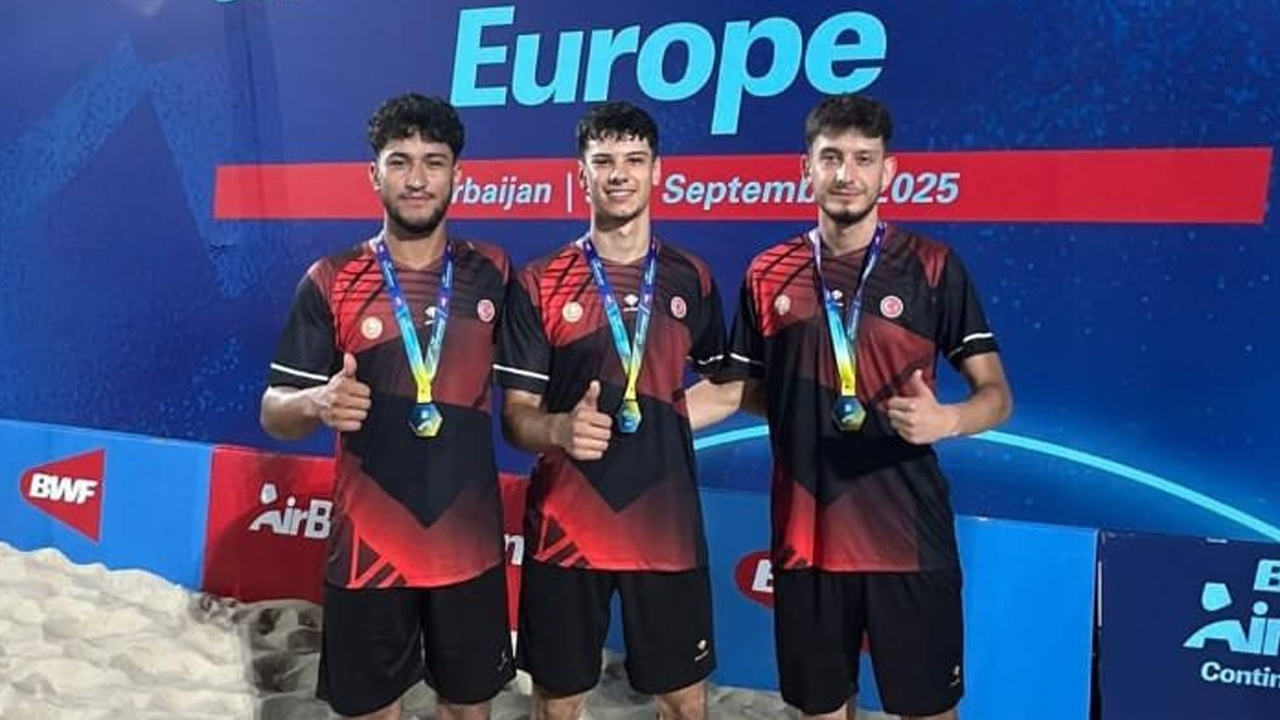 Mamaklı badmintoncular Avrupa 3’üncüsü oldu