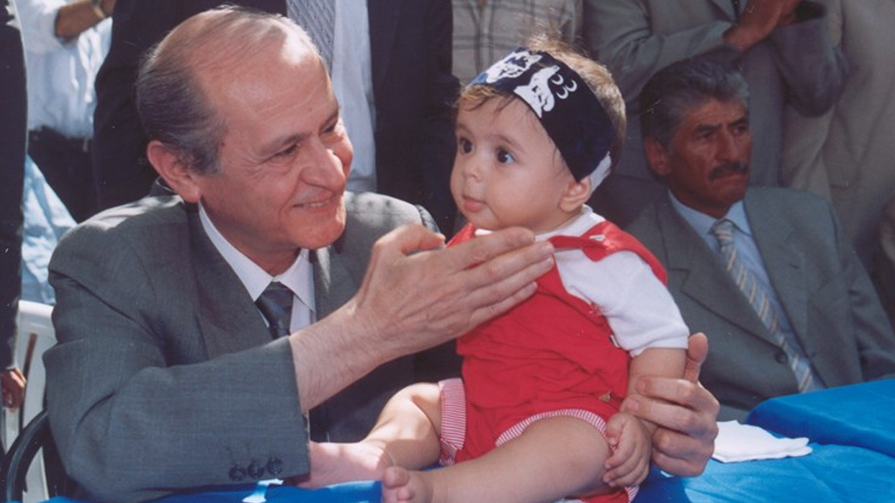 MHP: Çocuk yapan genç çiftlere ikramiye verilmeli