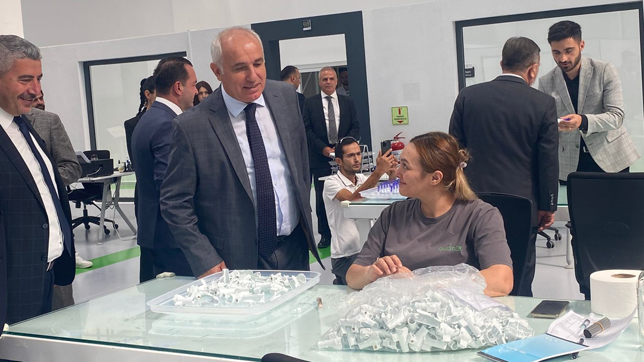 Sincan Kaymakamı ve ilçe protokolünden dev fabrikaya ziyaret