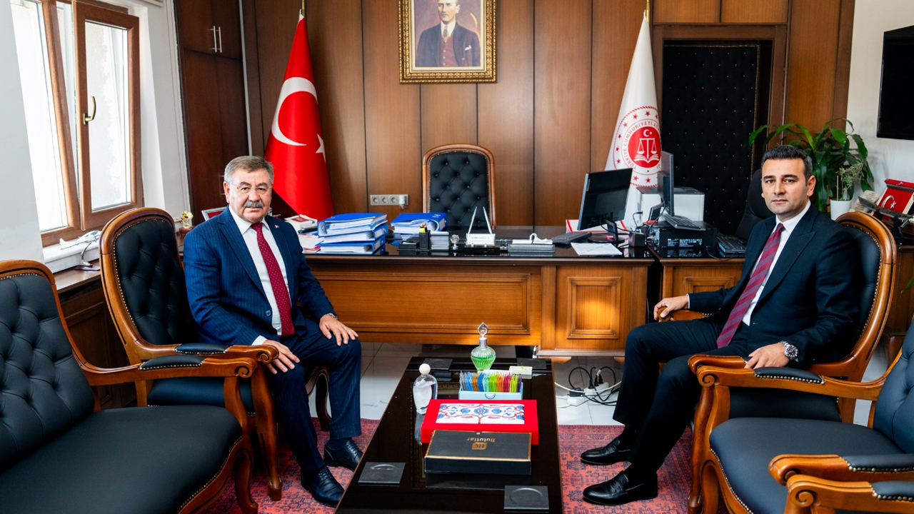 Gölbaşı Belediye Başkanı Başsavcı'yı makamında ziyaret etti