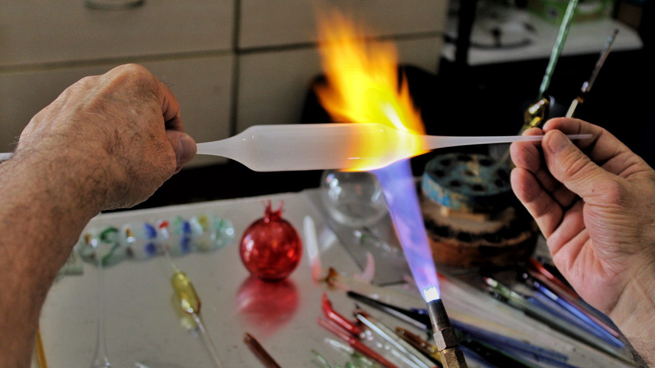 Gözyaşı şişeleri günümüze uyarlandı: Dekoratif obje oldu