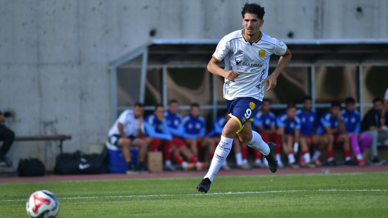 Ankaragücü ilk galibiyetini aldı: Yiğiner’den tebrik mesajı