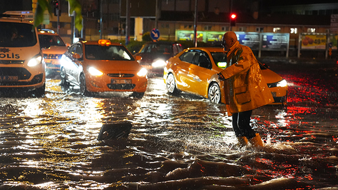 Mamak’ta kuvvetli yağış uyarısı: Ekipler teyakkuzda