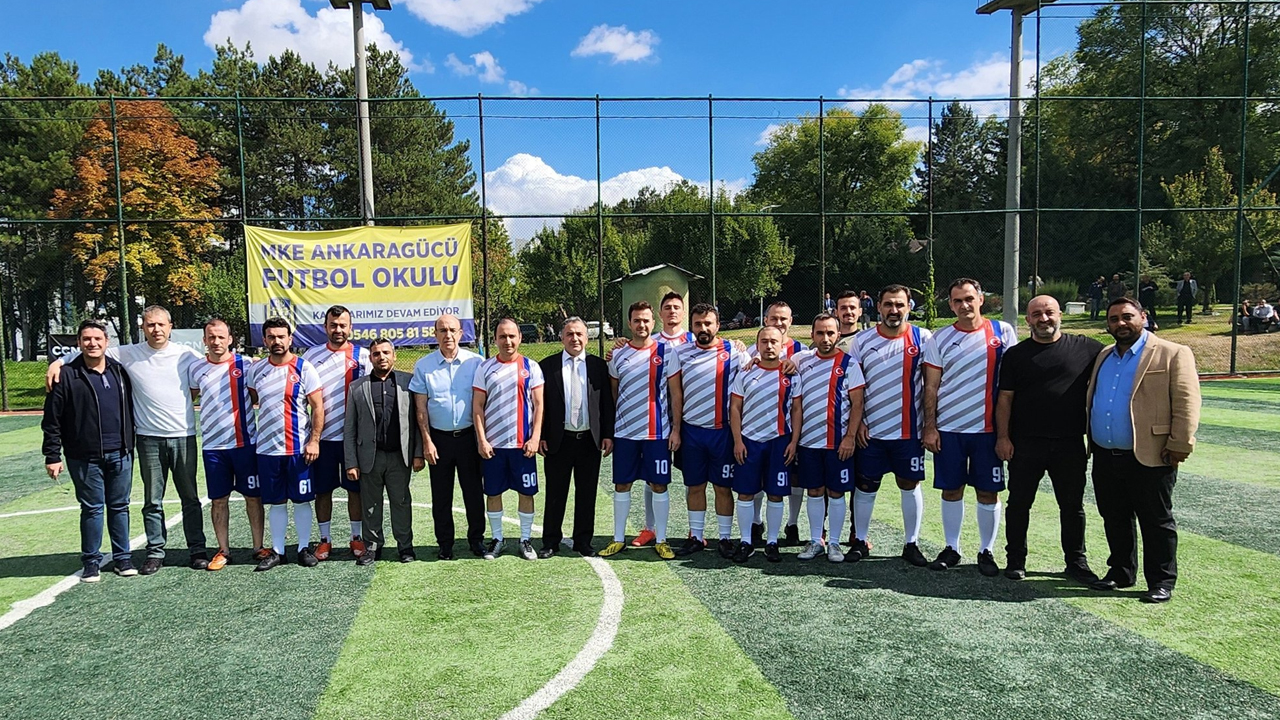 Memurlar Ankara'da halı saha turnuvası düzenliyor: Maçlar başladı