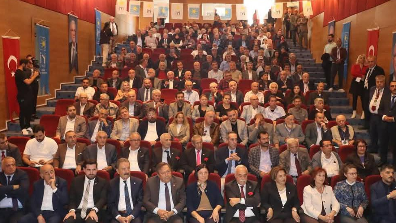 İYİ Parti Mamak’ta Bülent Aşılıoğlu güven tazeledi
