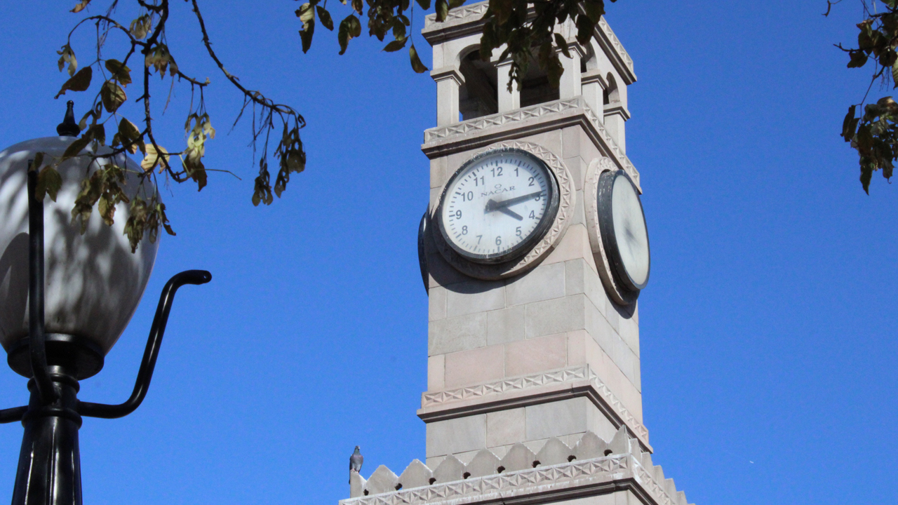 Ekipler göreve: Hamamönü Saat Kulesi bozuldu