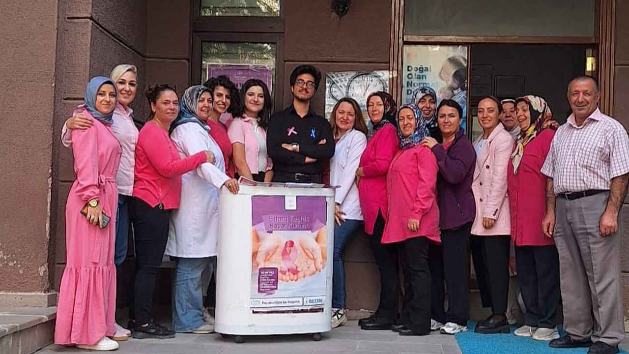 Beypazarı’nda sağlıkçılar sokağa indi: Kanser bilgilendirmesi yapıldı