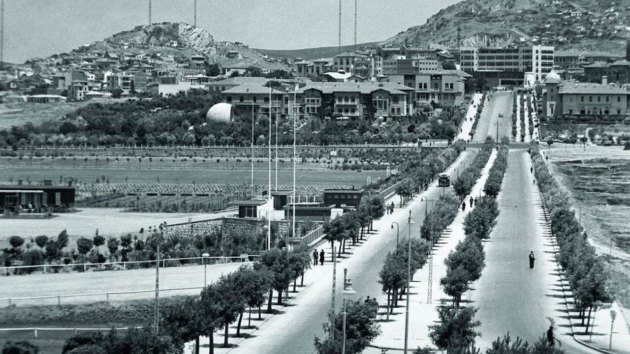 Vali Vasip Şahin Ankara’nın başkent oluş yıl dönümü için mesaj yayınladı