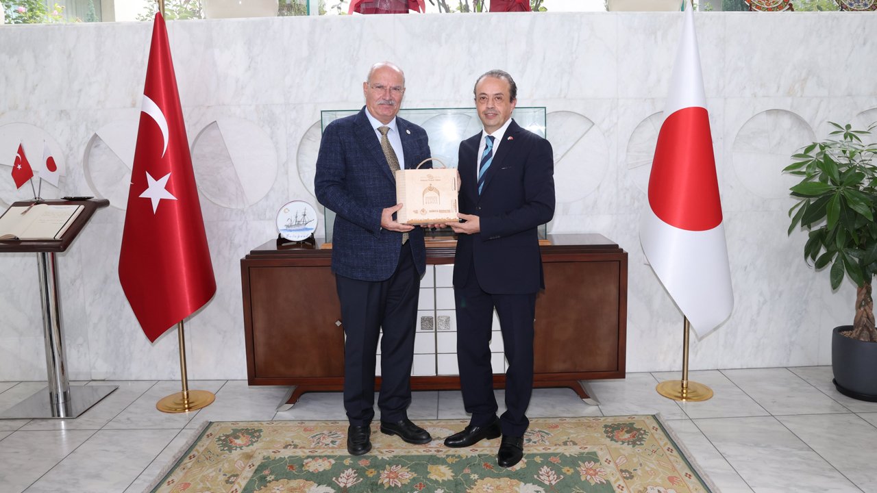 Ankara Ticaret Odası heyeti Tokyo Büyükelçiliği’ni ziyaret etti