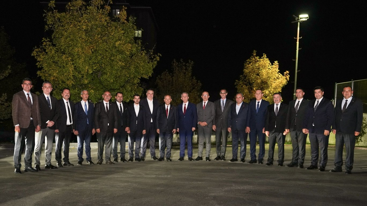 Erdal Beşikçioğlu başkanları topladı: Mansur Yavaş da katıldı