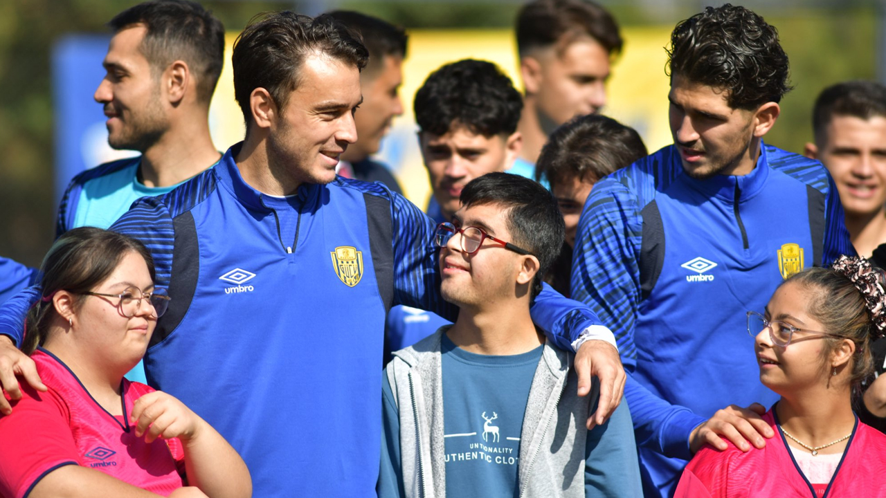 Sincanlı 'özel' çocuklardan Ankaragücü'ne ziyaret: Antrenmanı izlediler