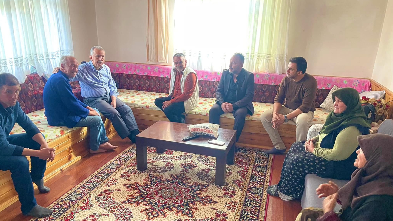 Çamlıdere'de başkan, yangın mağduru aileyi ziyaret etti