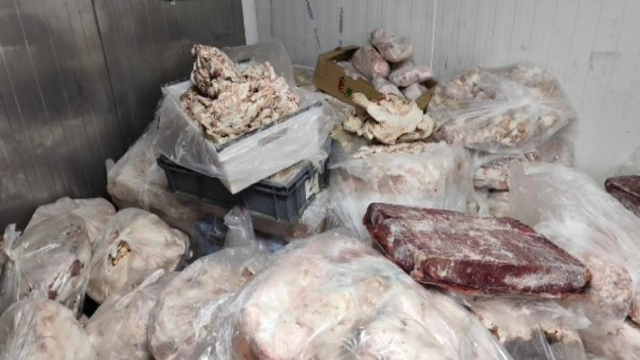 Yenimahalle'de yüzlerce kilo bozuk et ele geçirildi