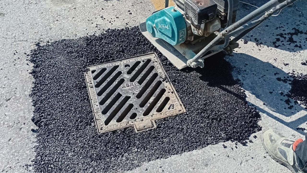 Sürücüler nefes alacak: Keçiören'de çöken mazgala müdahale