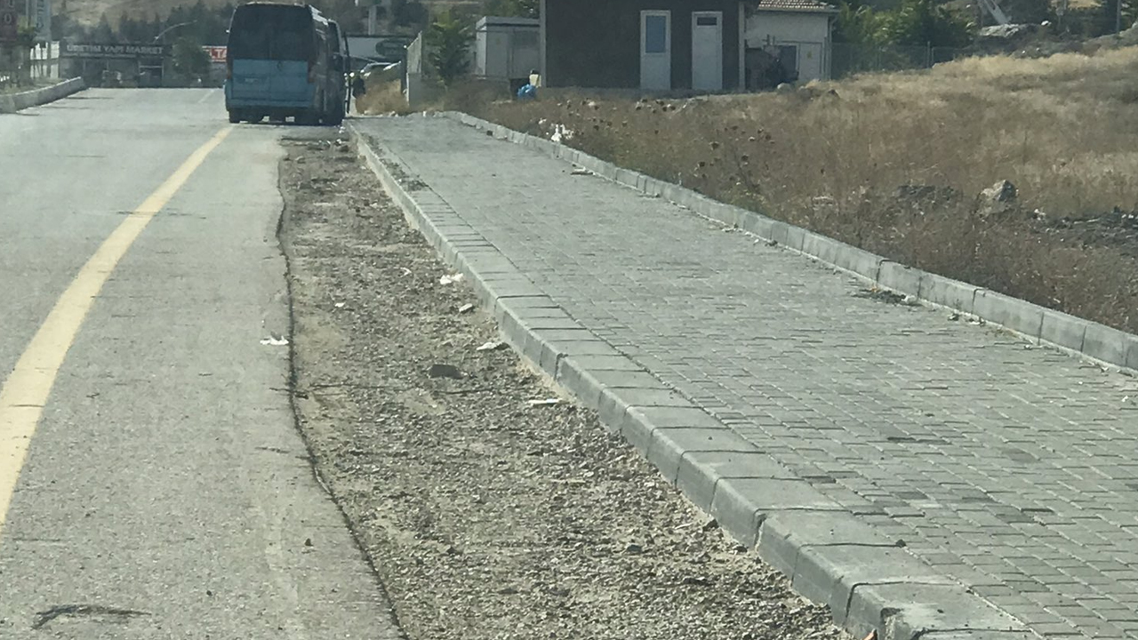 Ankara Çankaya'da yollar çukur içinde: Acil çözüm gerek