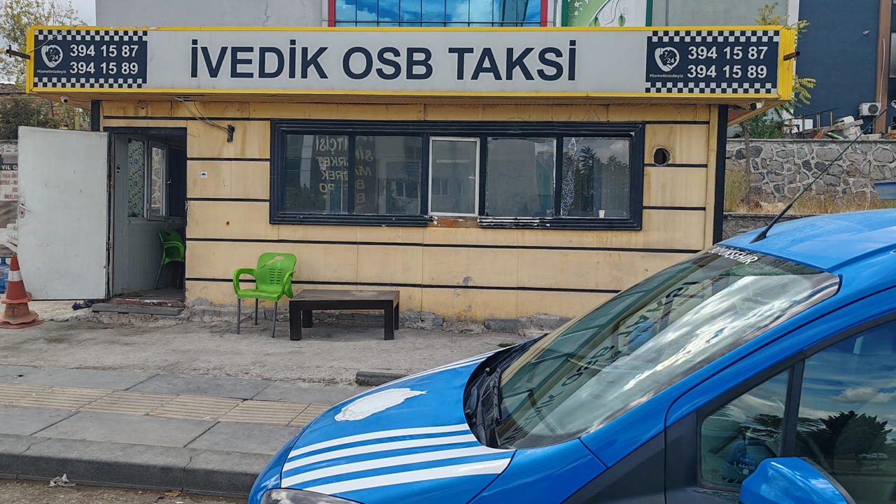 Ankara İvedik'teki taksi durağı krizi: Led lambaları söküldü