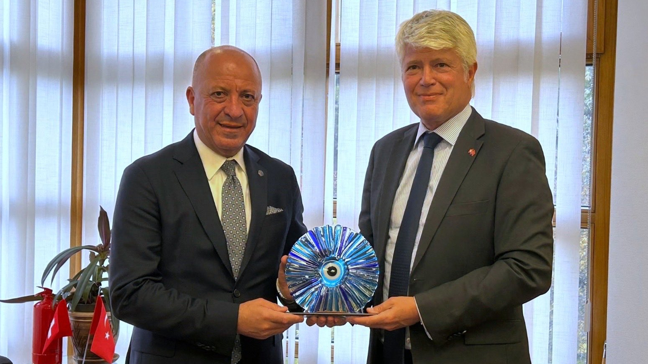 İsviçre Büyükelçisi Scheurer Ankaralı sanayicileri ağırladı