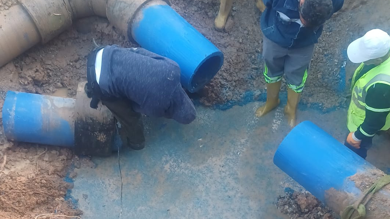 Ankara'da yine boru patladı: “Üç gündür su akıyor, kimse gelmedi”