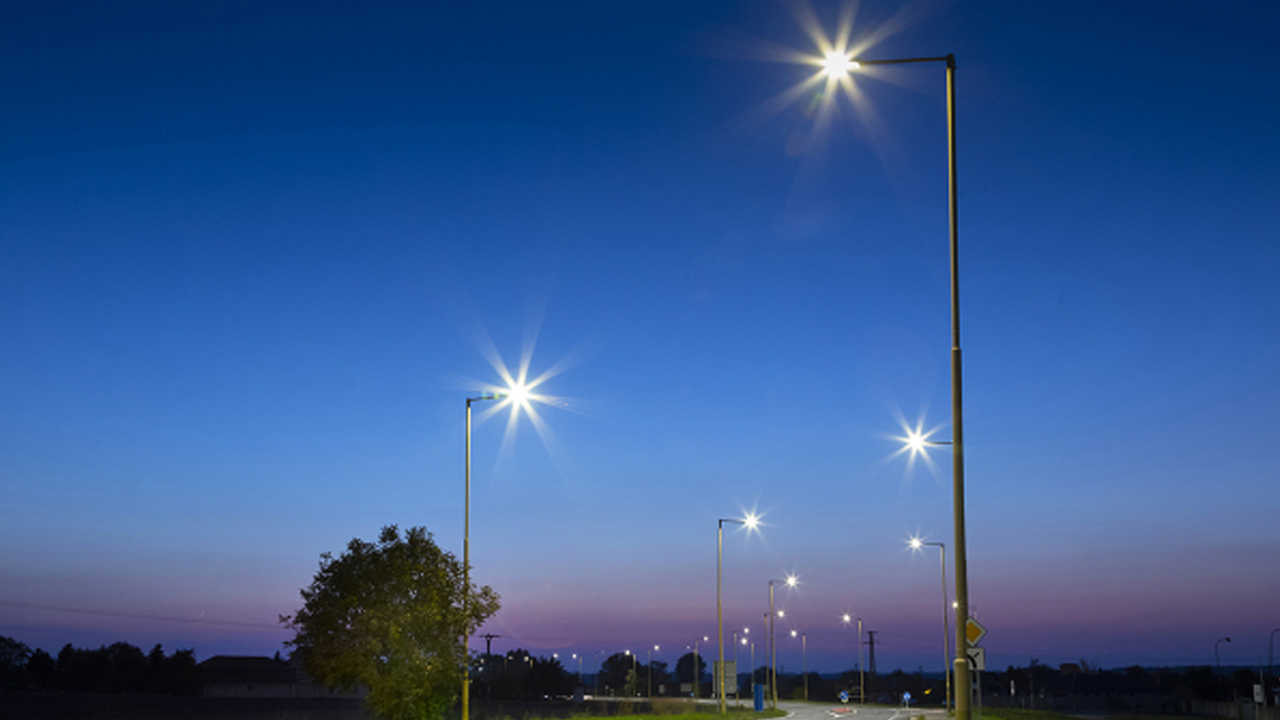 Ankara Batıkent’te sokak lambaları birkaç gündür yanmıyor