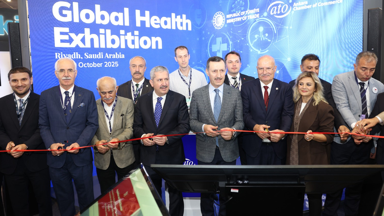 Ankaralı patronlar Arabistan'daki fuarda stand açtı