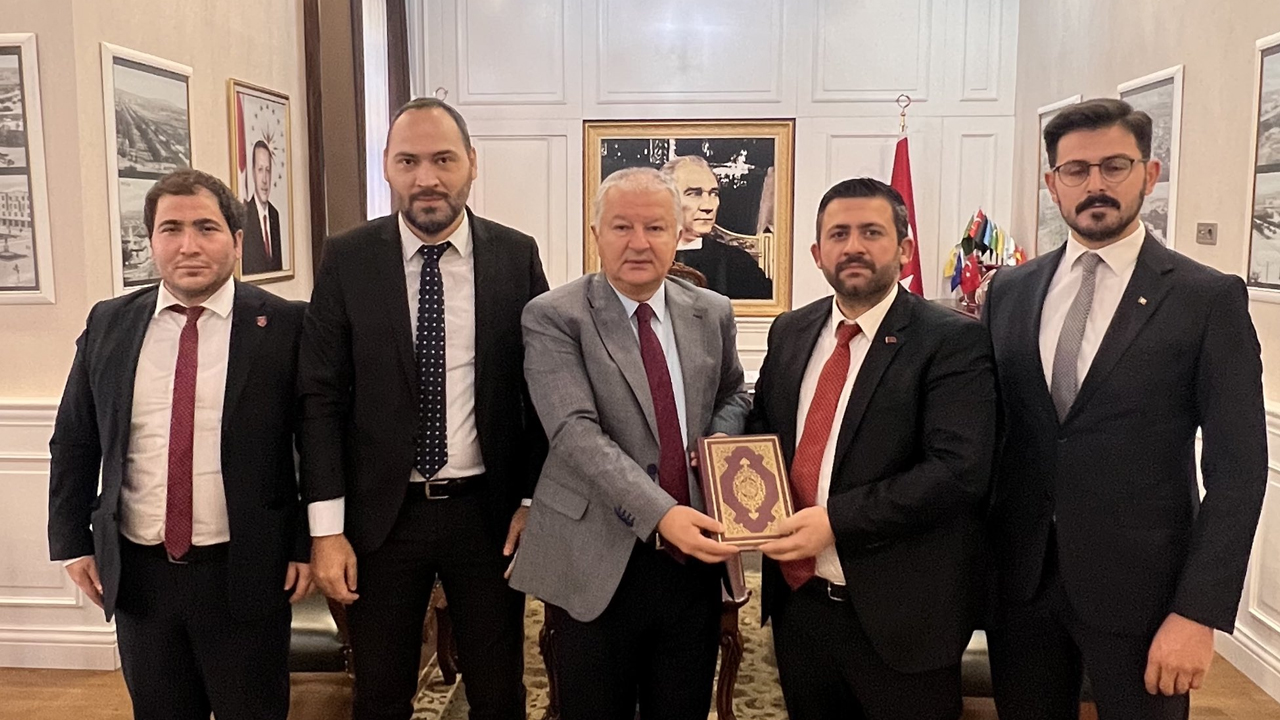 TÜGVA heyeti Çankaya Kaymakamı Murat Duru’yu ziyaret etti