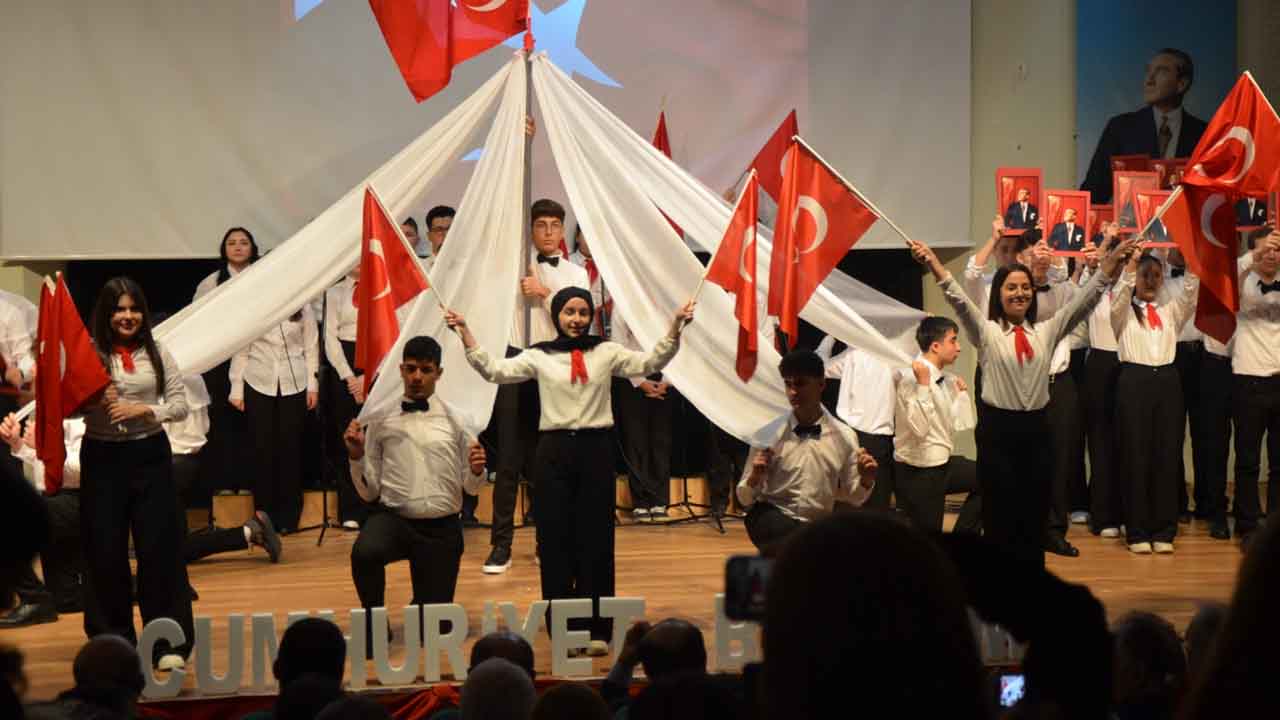 Keçiören bürokrasisi 29 Ekim'de Kalaba Lisesi'nde buluştu