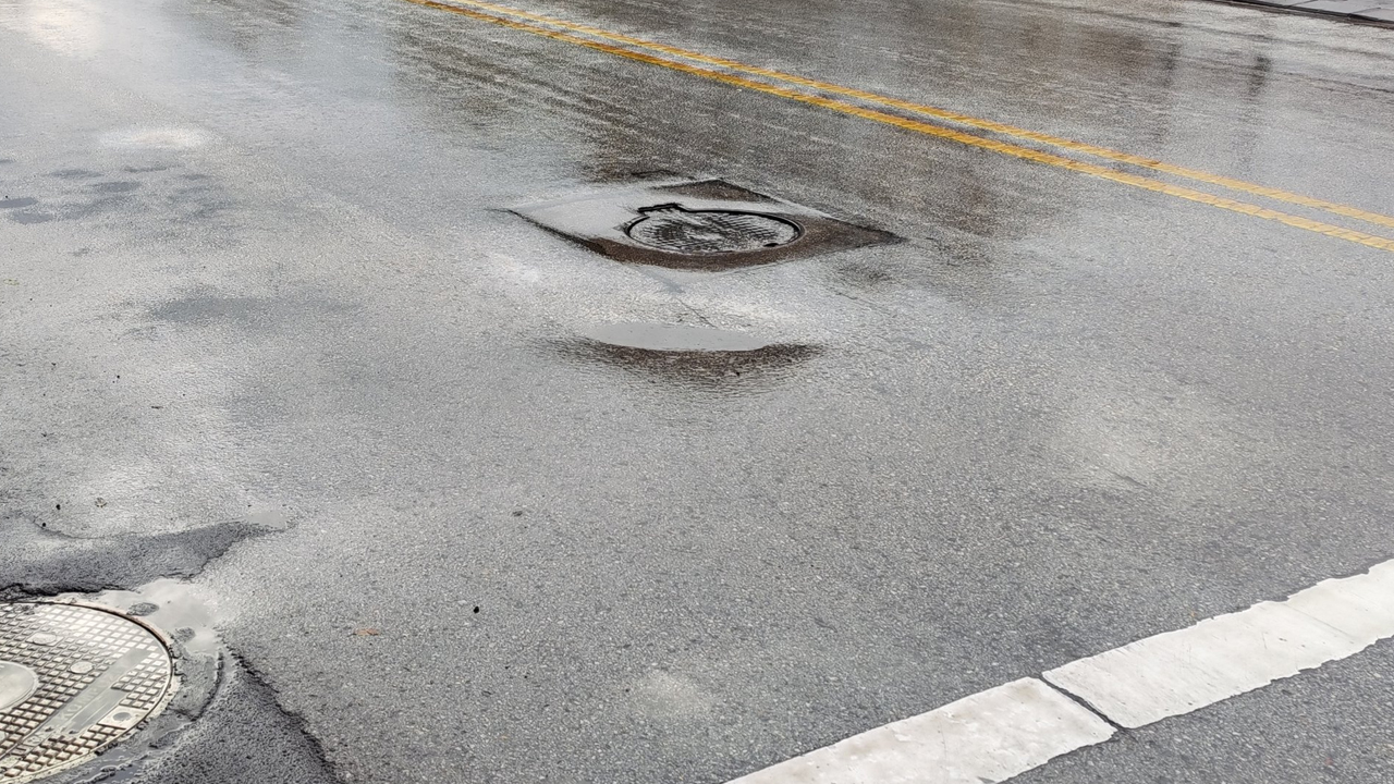 Keçiören’deki yollar çukur içinde: ABB ekipleri müdahale etti