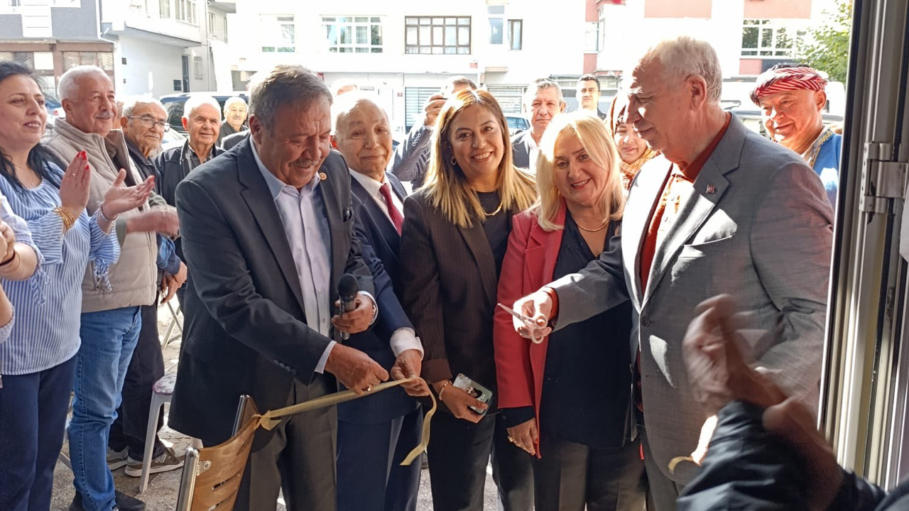 Mansur Yavaş Beypazarı’nda Köseler Köyü Derneği kermesine katıldı