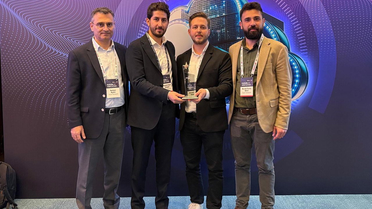 Türk Telekom’un genç yeteneklerine büyük ödül