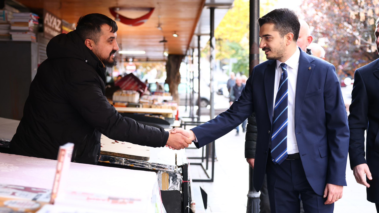 Hüseyin Can Güner Kızılay'da sokağa indi: Vatandaşın taleplerini dinledi