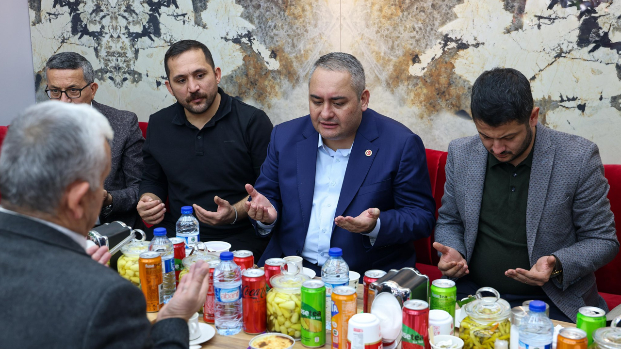 Keçiören Belediye Başkanı Mesut Özarslan dönerci açılışına katıldı