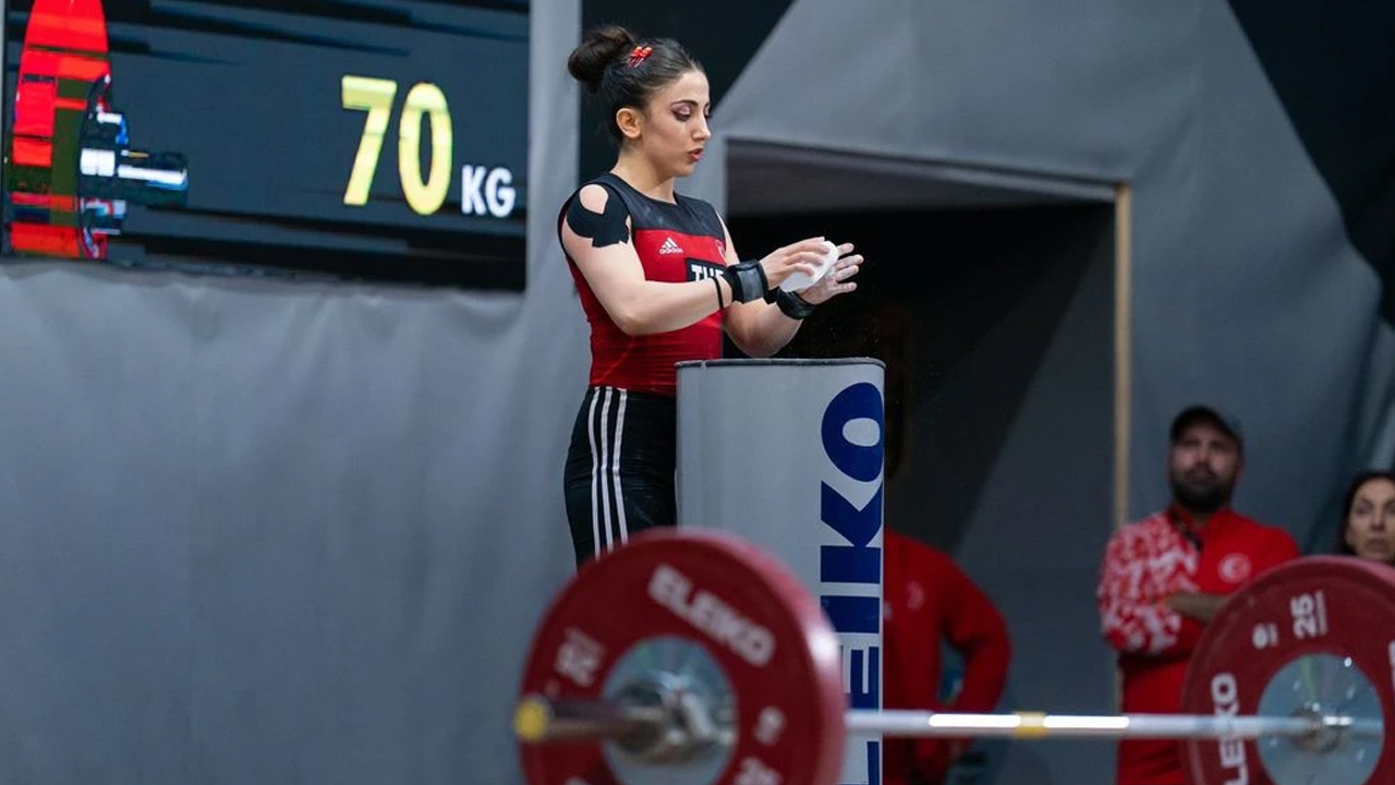 ASKİ sporcusu Gamze Altun Riyad’da tarih yazdı!