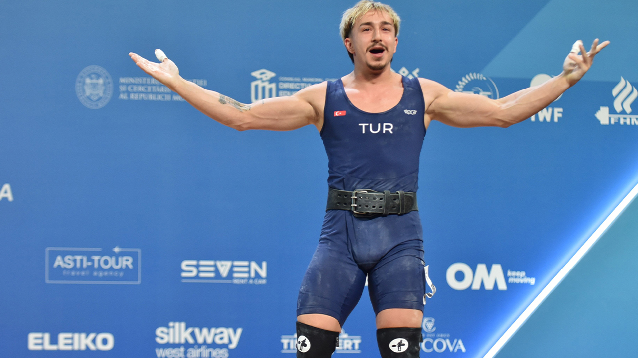 ASKİ sporcusu Y. Fehmi Genç Riyad'da altın madalya kazandı