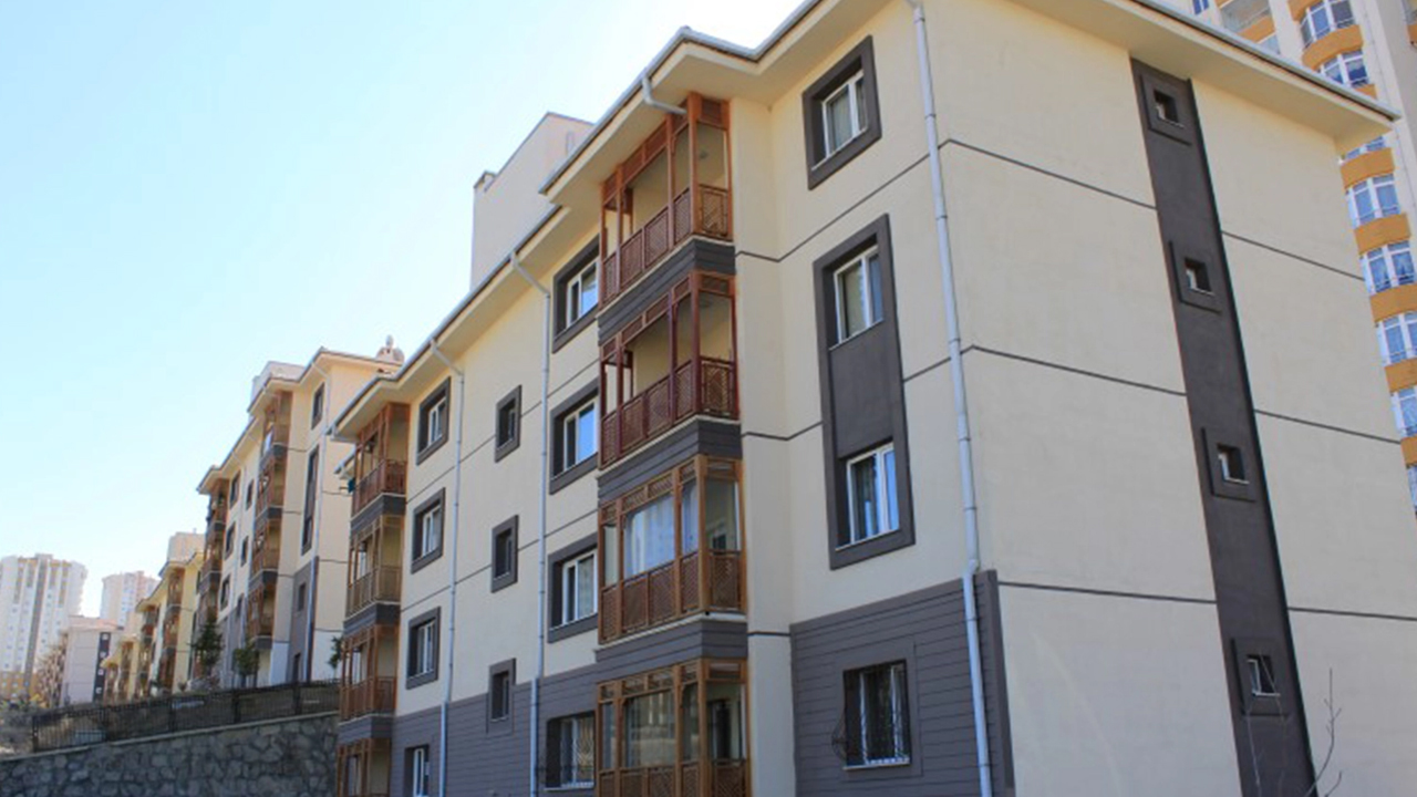 Uzmanlar uyarıyor: TOKİ 10 yılda 2,5 milyon konut yapmalı