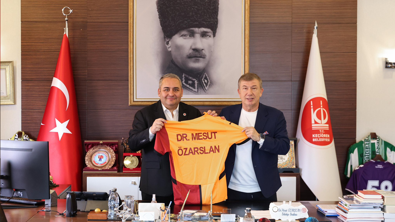 Galatasaray efsanesi Tanju Çolak Keçiören'de makamda ağırlandı