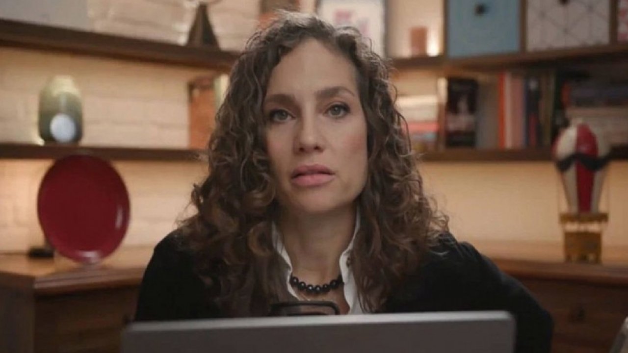 Nevşin Mengü'nün tiyatro iddiası Kırşehir'i karıştırdı