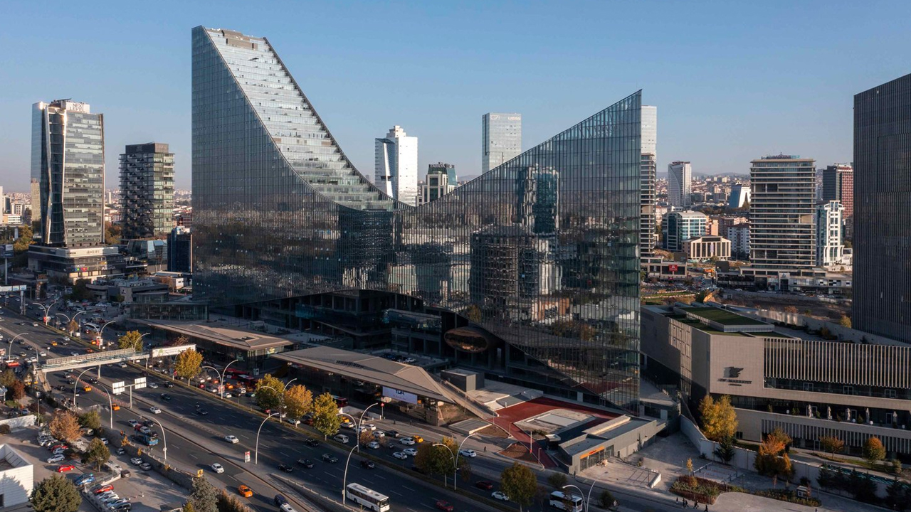 Ankara'da Söğütözü'ne saatlerce su verilmeyecek: İş yerleri sıkıntıda