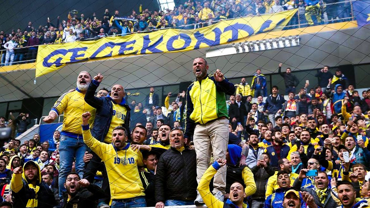 Ankaragücü amatöre gidiyor: Gündem kalıcı transfer yasağı