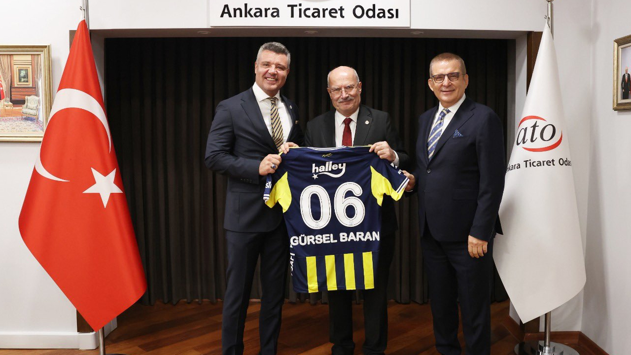 Fenerbahçe Başkanı Sadettin Saran Ankara'da makamda ağırlandı