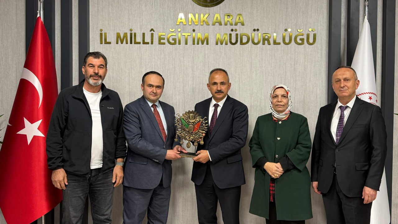 Ankara’da Birlik Derneği 24 Kasım'da öğretmenleri yalnız bırakmadı