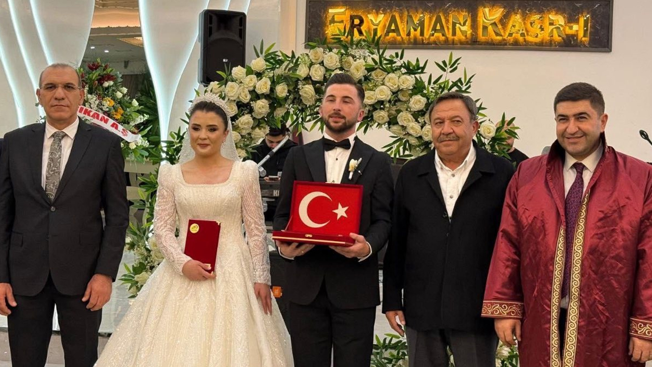 Ankara’da muhtar kızını evlendirdi, nikahı başkan kıydı