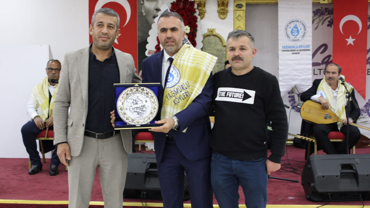 Gazeteci Adem Orman’a plaket takdim edildi: Kırşehir için çalışıyor